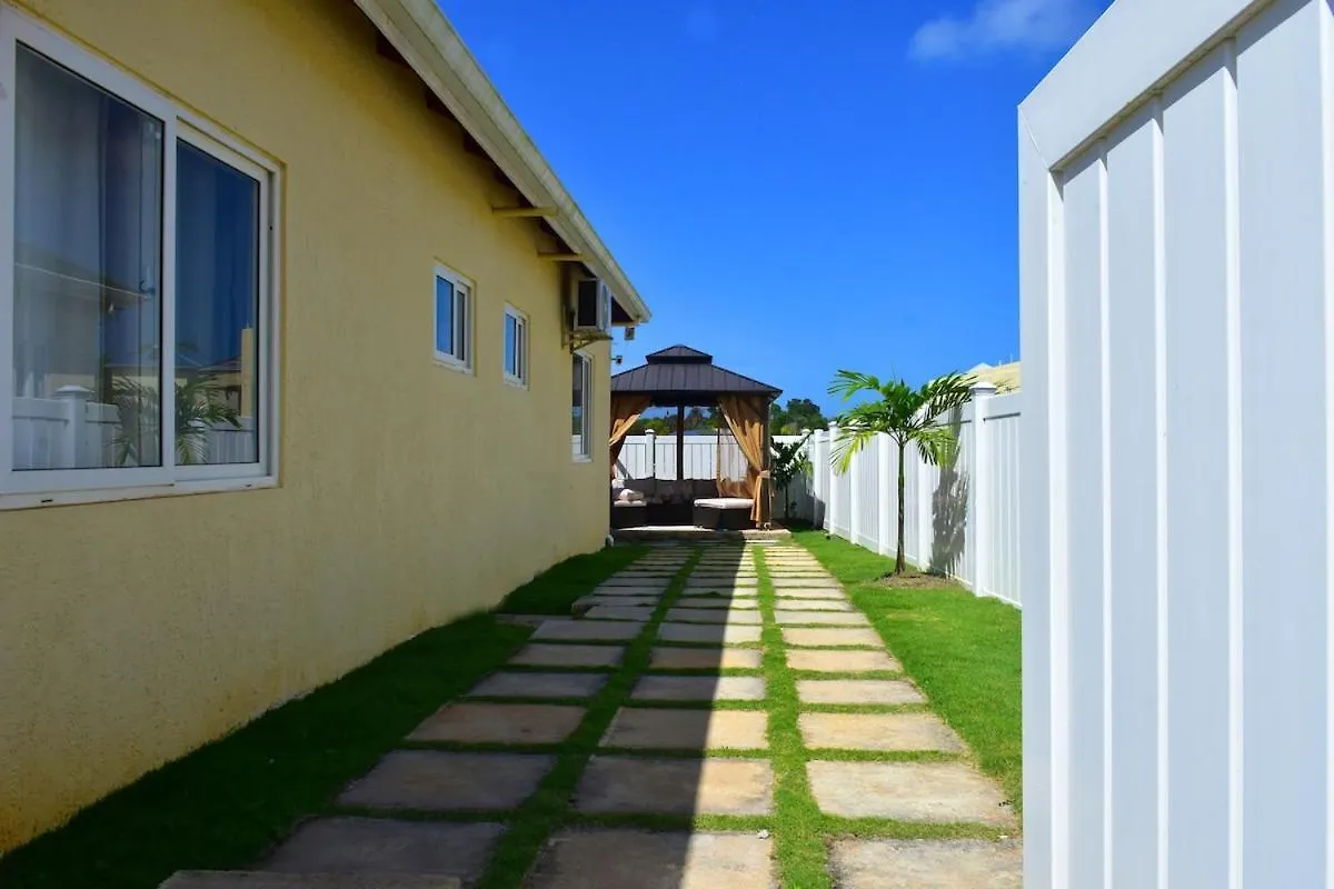 Experience Luxury & Serenity-Your Perfect Getaway Ocho Rios 0*,