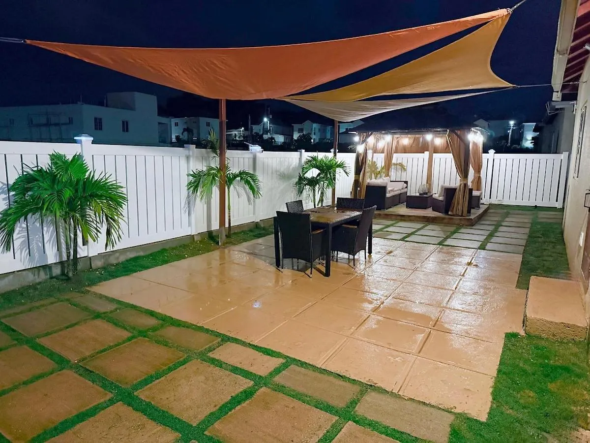 Experience Luxury & Serenity-Your Perfect Getaway Ocho Rios Casa de Férias